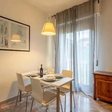 Vicolo Dell'oro 2 Ponte Vecchio 아파트